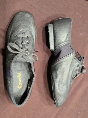 Sansha Black Leather Jazz Shoes - Fits Like US Size 8 - Women's